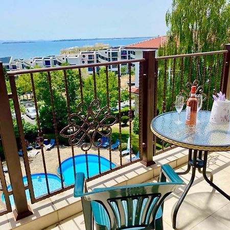 Апартаменты Delfin Sea View Свети-Влас Экстерьер фото
