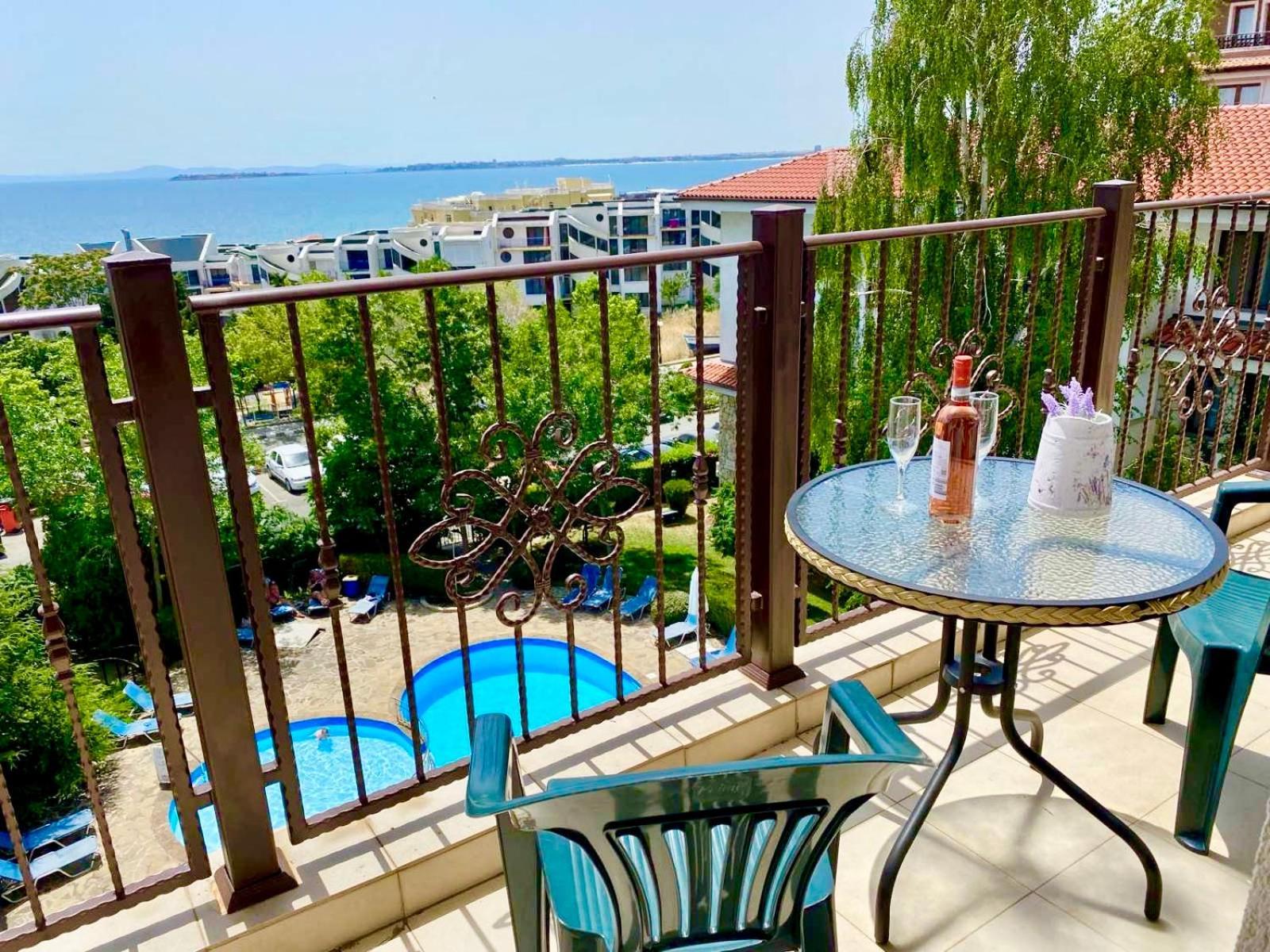 Апартаменты Delfin Sea View Свети-Влас Экстерьер фото