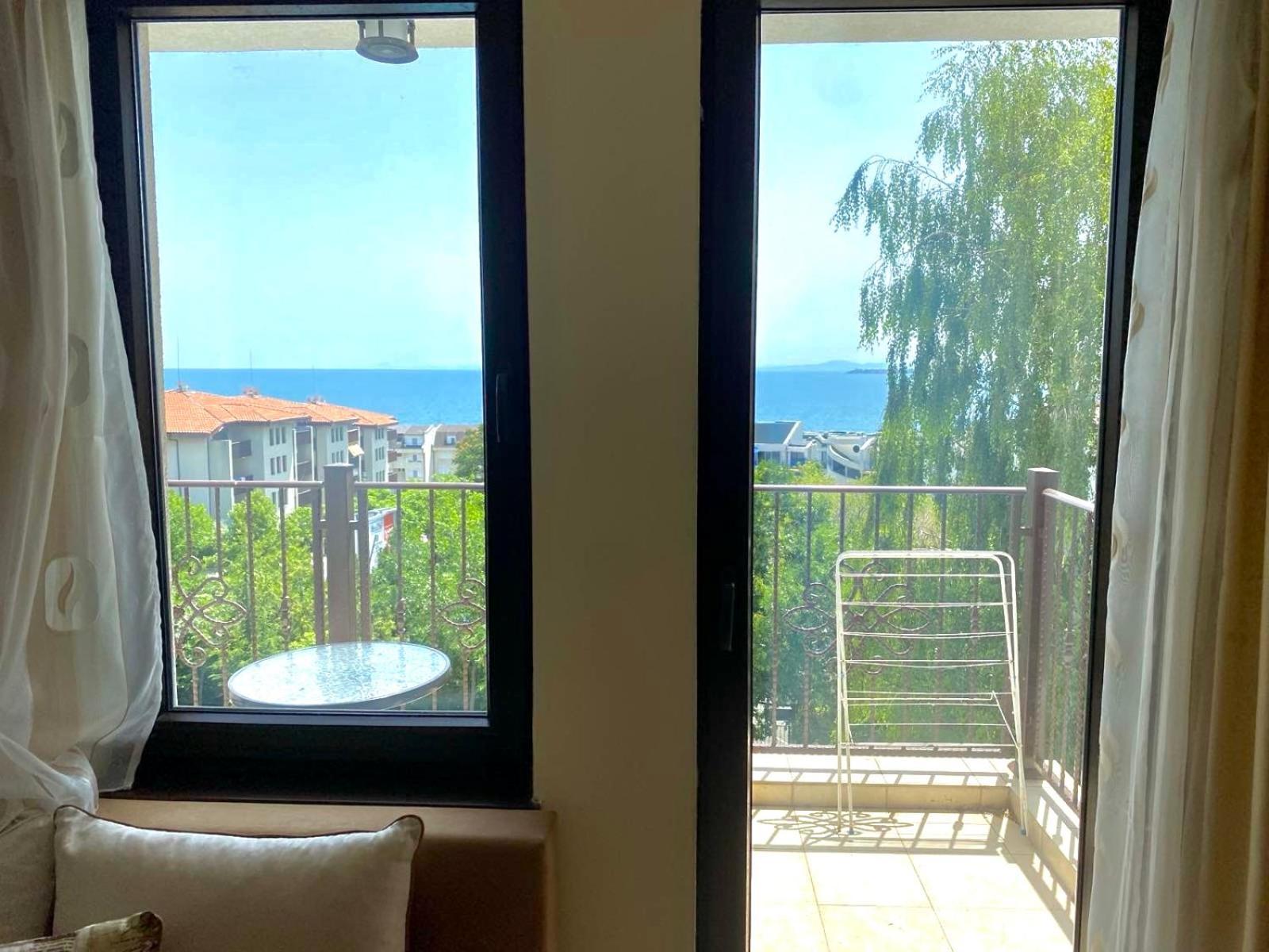 Апартаменты Delfin Sea View Свети-Влас Экстерьер фото